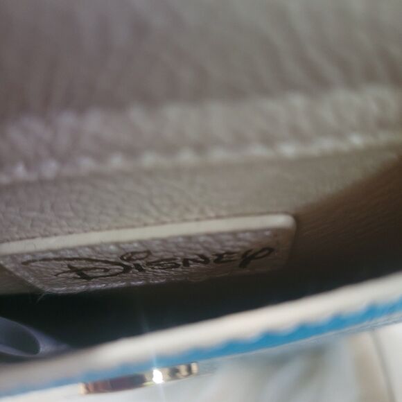 Disney Ohana Stitch Danielle Nicole Tech Crossbody bag Women's‎ - Picture 5 of 5